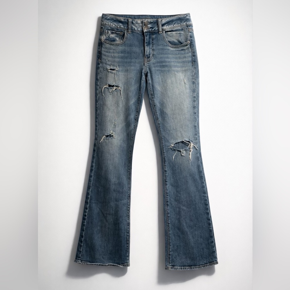 American Eagle Outfitters Artist Stretch Distressed Flare Jeans - Picture 2 of 5